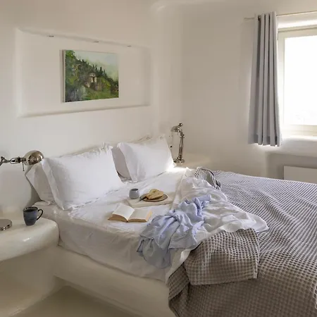 Assa -mykonos קאלו ליבאדי